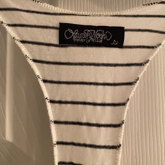 Lauren Moshi Limited Edition Women’s White W/ Black Stripes Tank Top Size Small - Picture 4 of 6